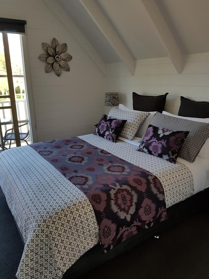 Creek Cottage Bed And Breakfast Traralgon Extérieur photo