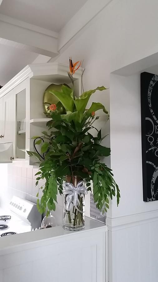 Creek Cottage Bed And Breakfast Traralgon Extérieur photo
